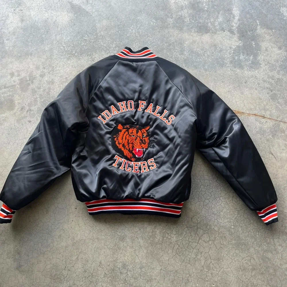 Vintage WestArk Idaho Falls Tigers Satin Varsity Jacket Mens Medium Black USA